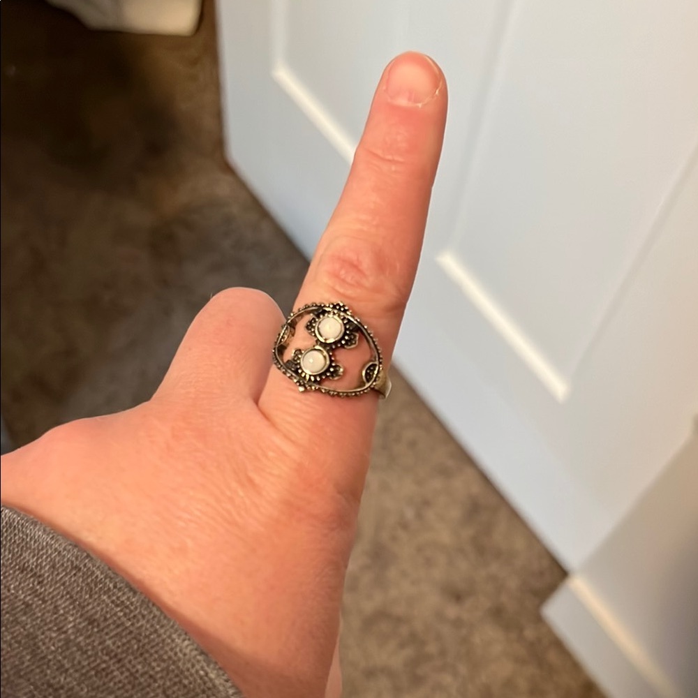 Elegant Gold and White Ring